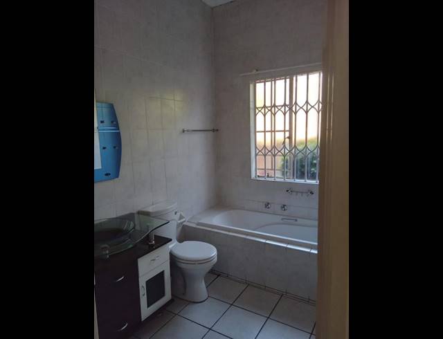 3 BEDROOM TOWNHOUSE FOR SALE IN HONEYDEW